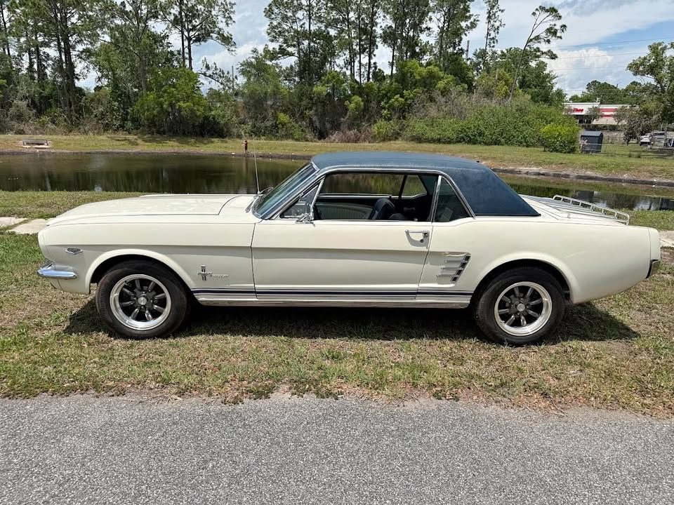 1966 Ford Mustang