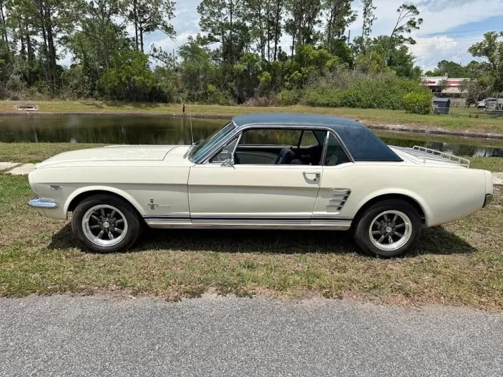 1966 Ford Mustang